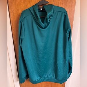 Excellent used condition, ladies size 2X emerald green hoodie by white birch